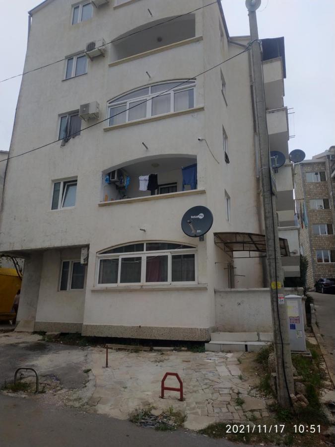 Bird Apartment Budva Exteriör bild
